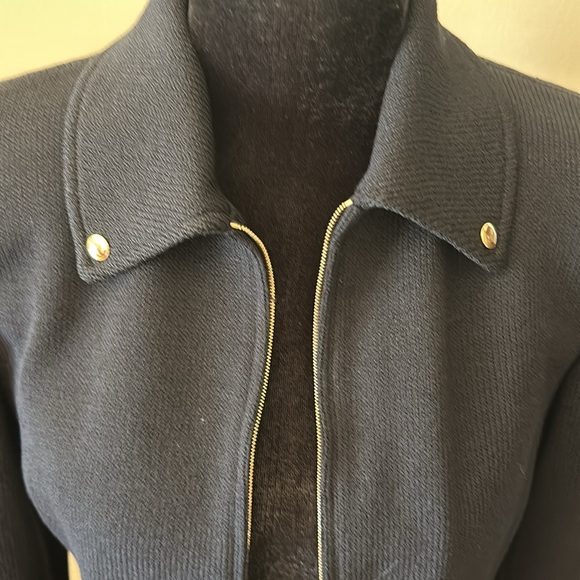 ST JOHN COLLECTION By Marie Gray beautiful blazer in excellent condition. - Picture 2 of 8